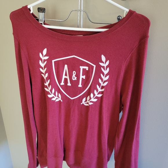 Abercrombie and Fitch burgundy sweater size small - Picture 3 of 4
